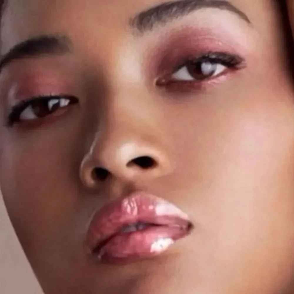 Stila Plumping Lip Glaze In Davina Full Size